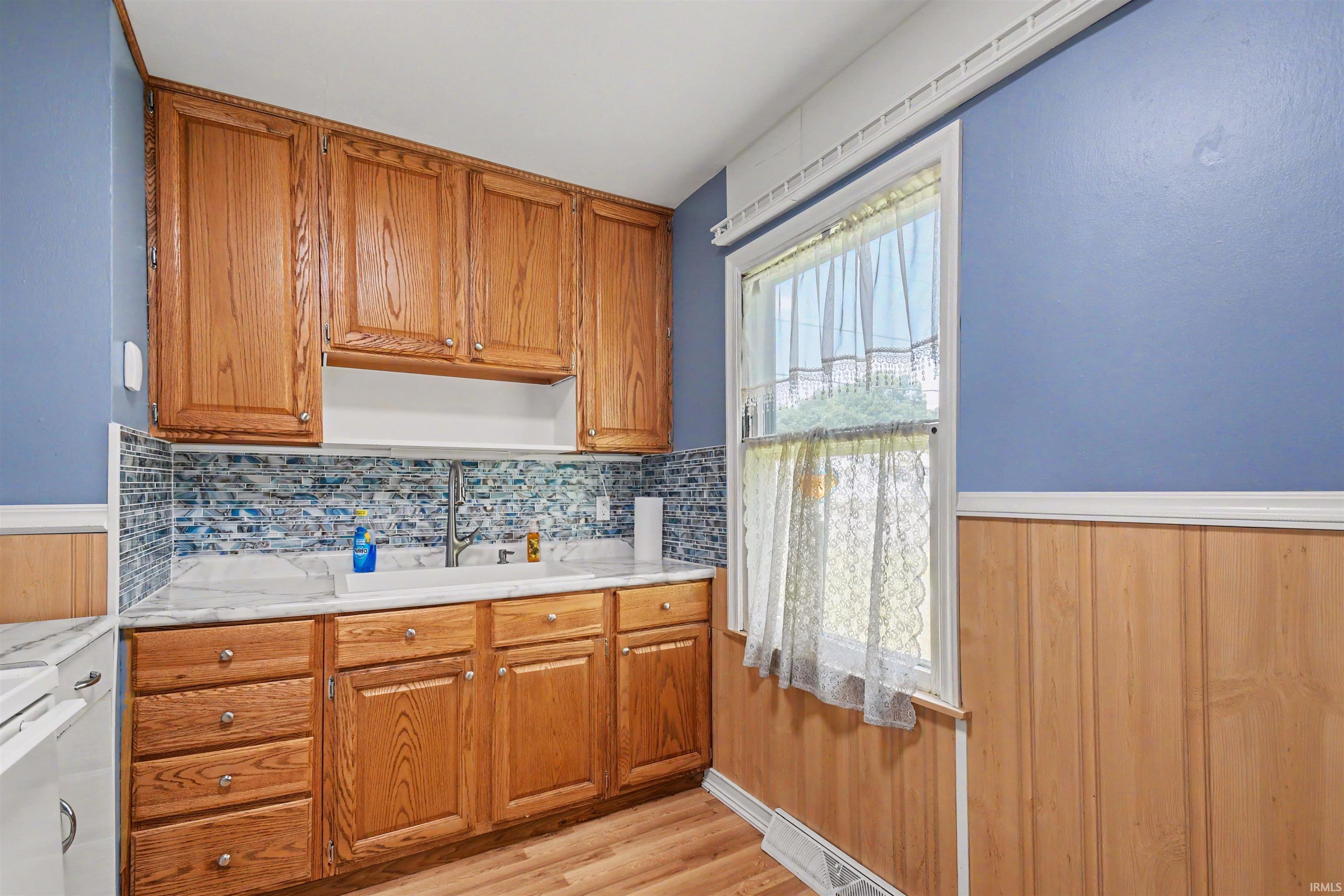 2109 Elwood Avenue South Bend IN 46628