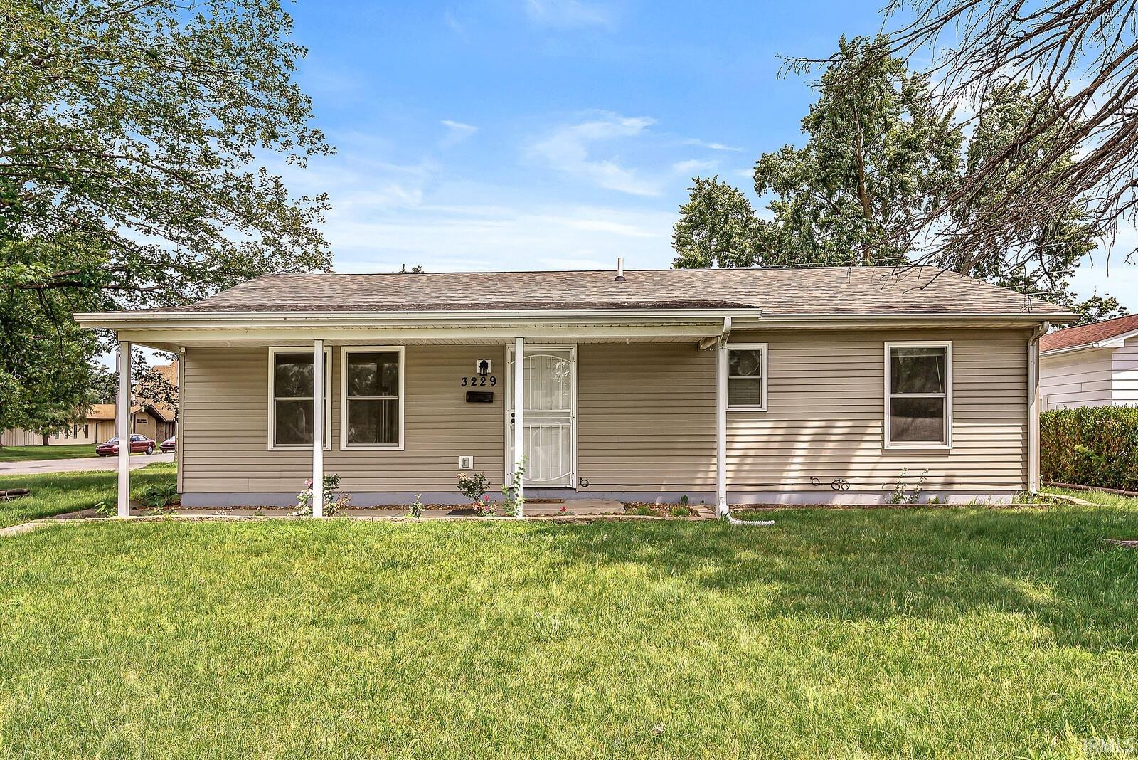 3229 Kent Lane South Bend IN 46615