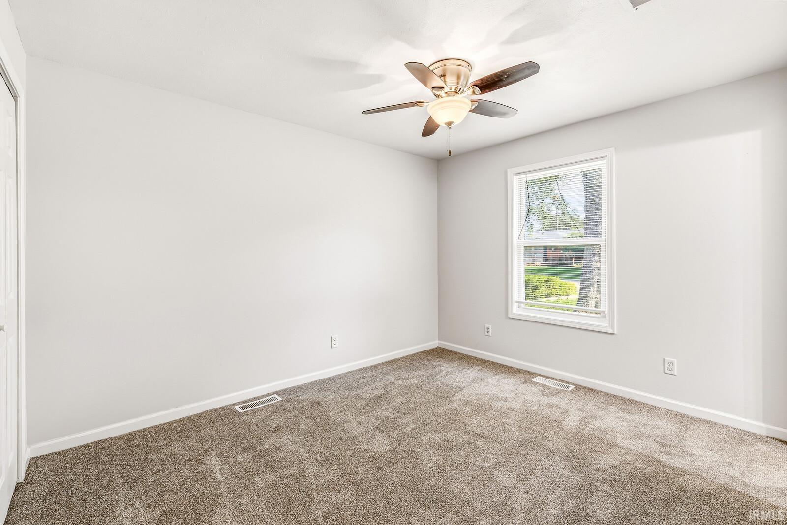 3229 Kent Lane South Bend IN 46615