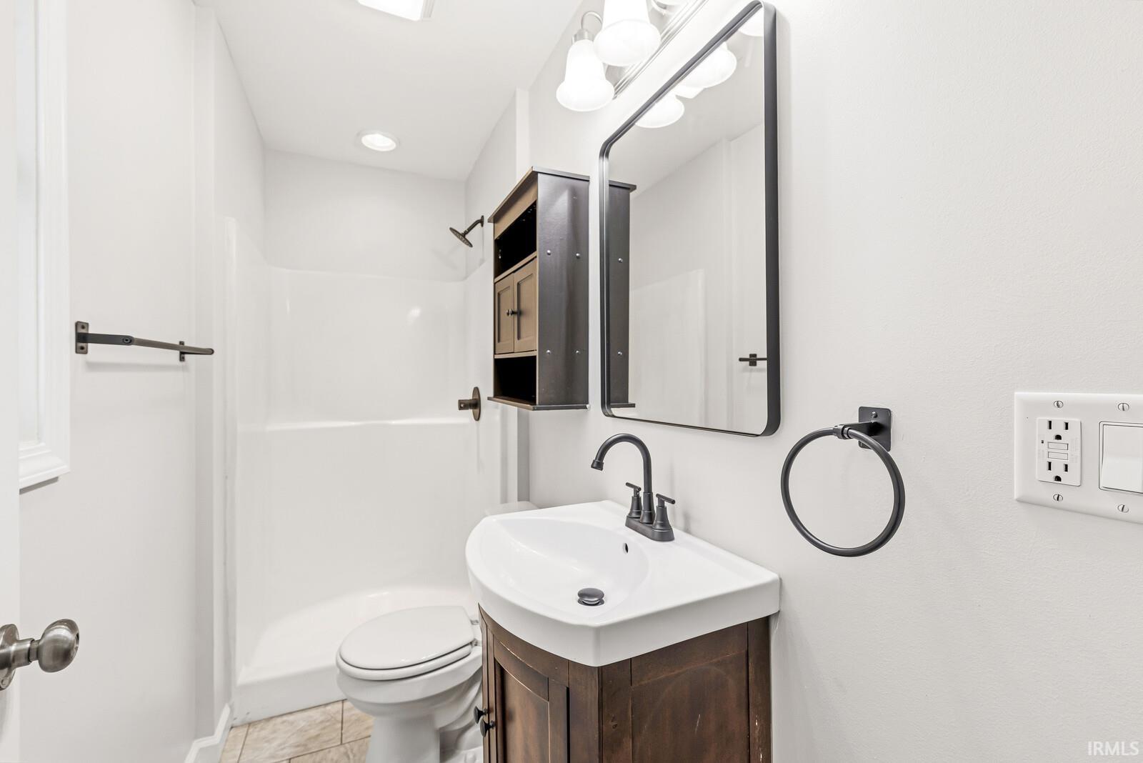 3229 Kent Lane South Bend IN 46615