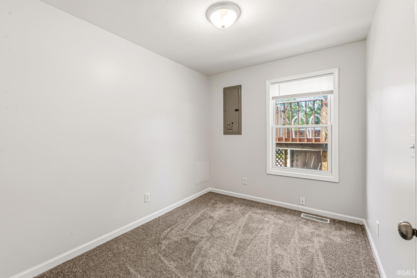 3229 Kent Lane South Bend IN 46615