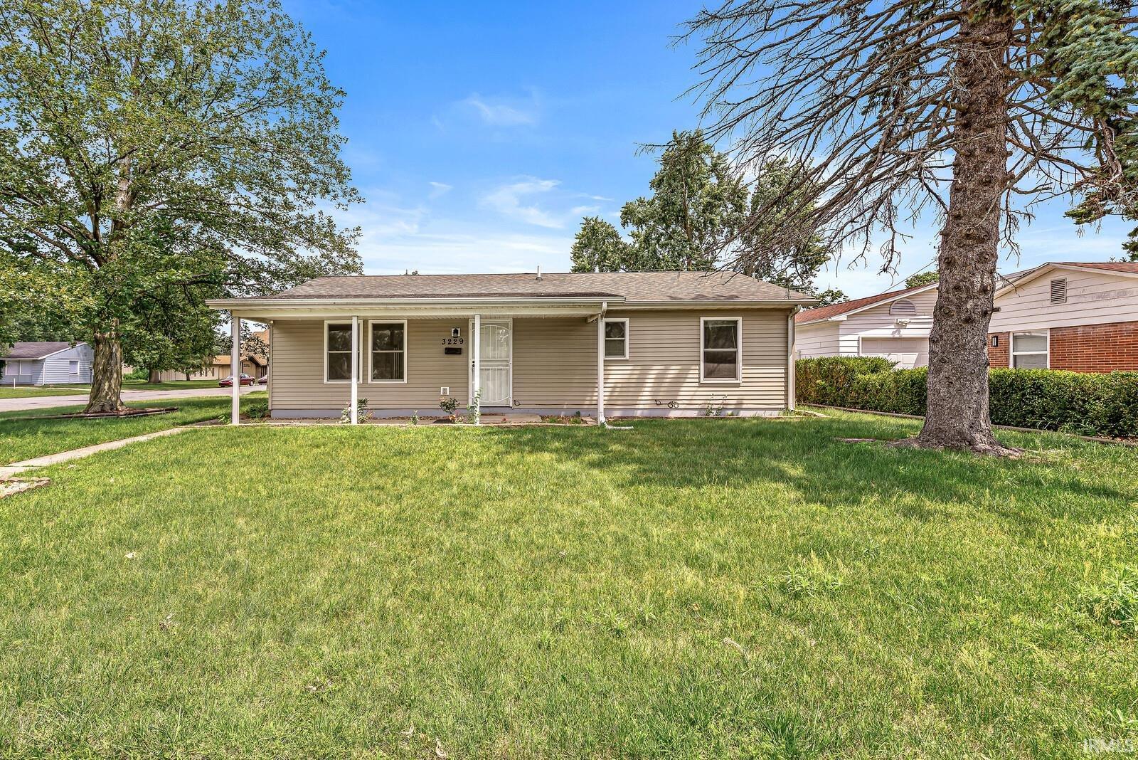 3229 Kent Lane South Bend IN 46615
