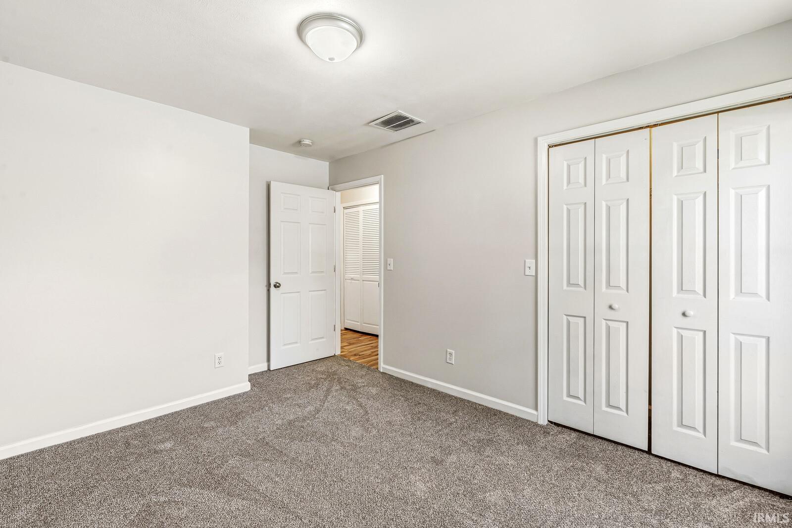 3229 Kent Lane South Bend IN 46615