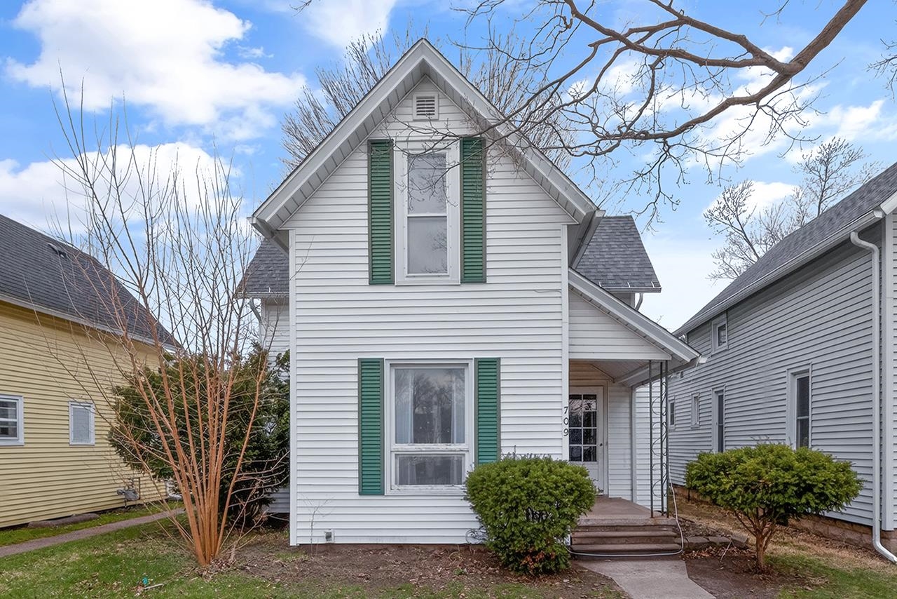 709 Emerson Street Goshen IN 46526