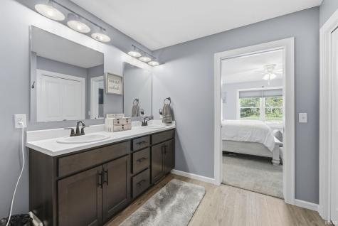 4358 Palace Lane Fort Wayne IN 46808