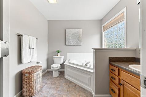 3216 Troutwood Drive Fort Wayne IN 46818