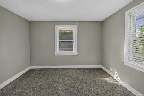 1053 Forest Avenue Fort Wayne IN 46805