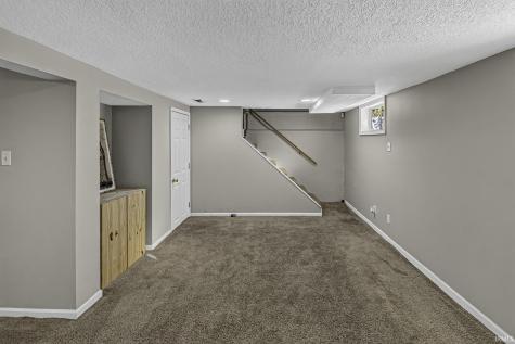 1053 Forest Avenue Fort Wayne IN 46805