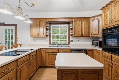 10804 E State Road 58 Bloomfield IN 47424