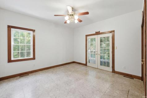 10804 E State Road 58 Bloomfield IN 47424
