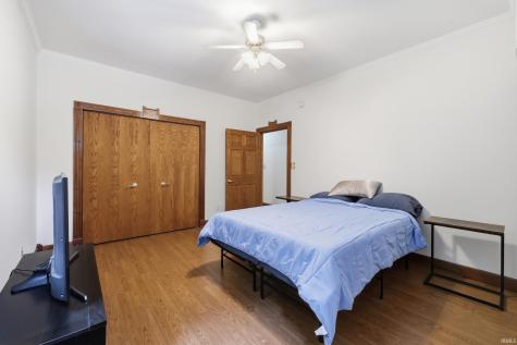 10804 E State Road 58 Bloomfield IN 47424