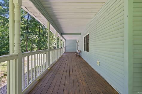 10804 E State Road 58 Bloomfield IN 47424