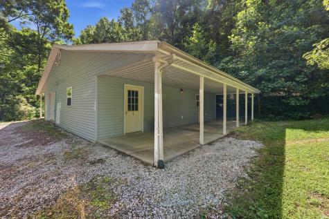10804 E State Road 58 Bloomfield IN 47424
