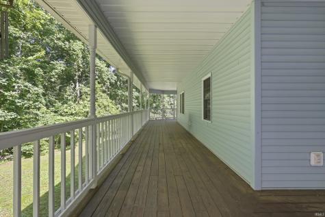 10804 E State Road 58 Bloomfield IN 47424