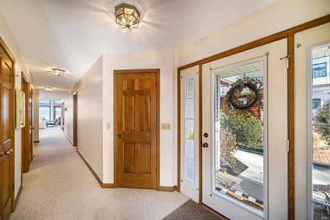 6458 E Waco Drive Syracuse IN 46567