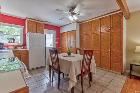 4813 Stratford Road Evansville IN 47710