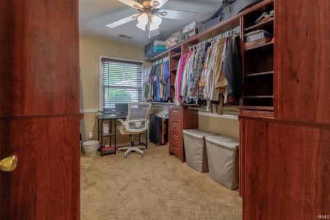 4813 Stratford Road Evansville IN 47710