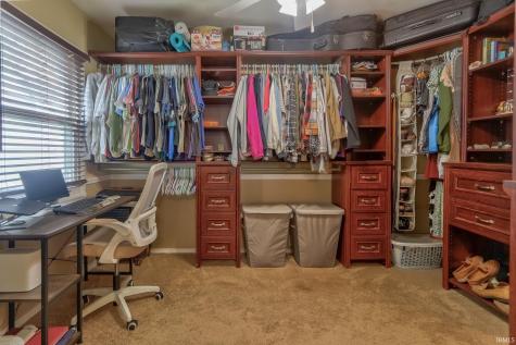 4813 Stratford Road Evansville IN 47710