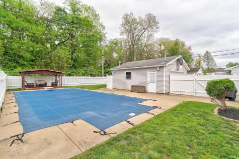 4813 Stratford Road Evansville IN 47710