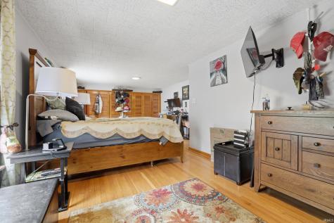 149 W North Street Russiaville IN 46979