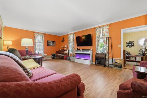 149 W North Street Russiaville IN 46979