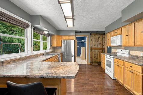 90 Wildwood Place Lafayette IN 47905