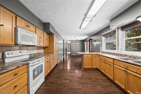 90 Wildwood Place Lafayette IN 47905