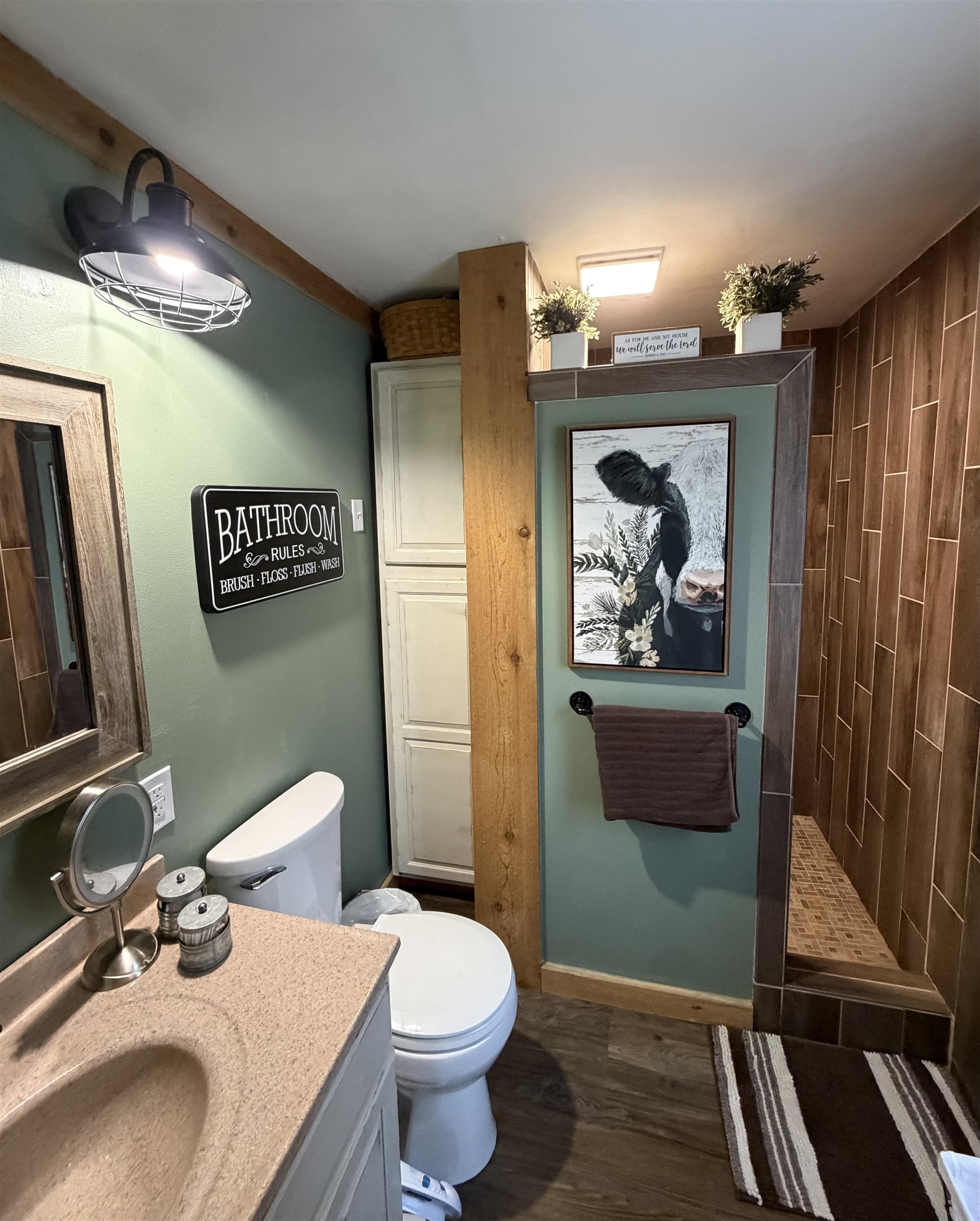 17692 Lincoln Highway Plymouth IN 46563