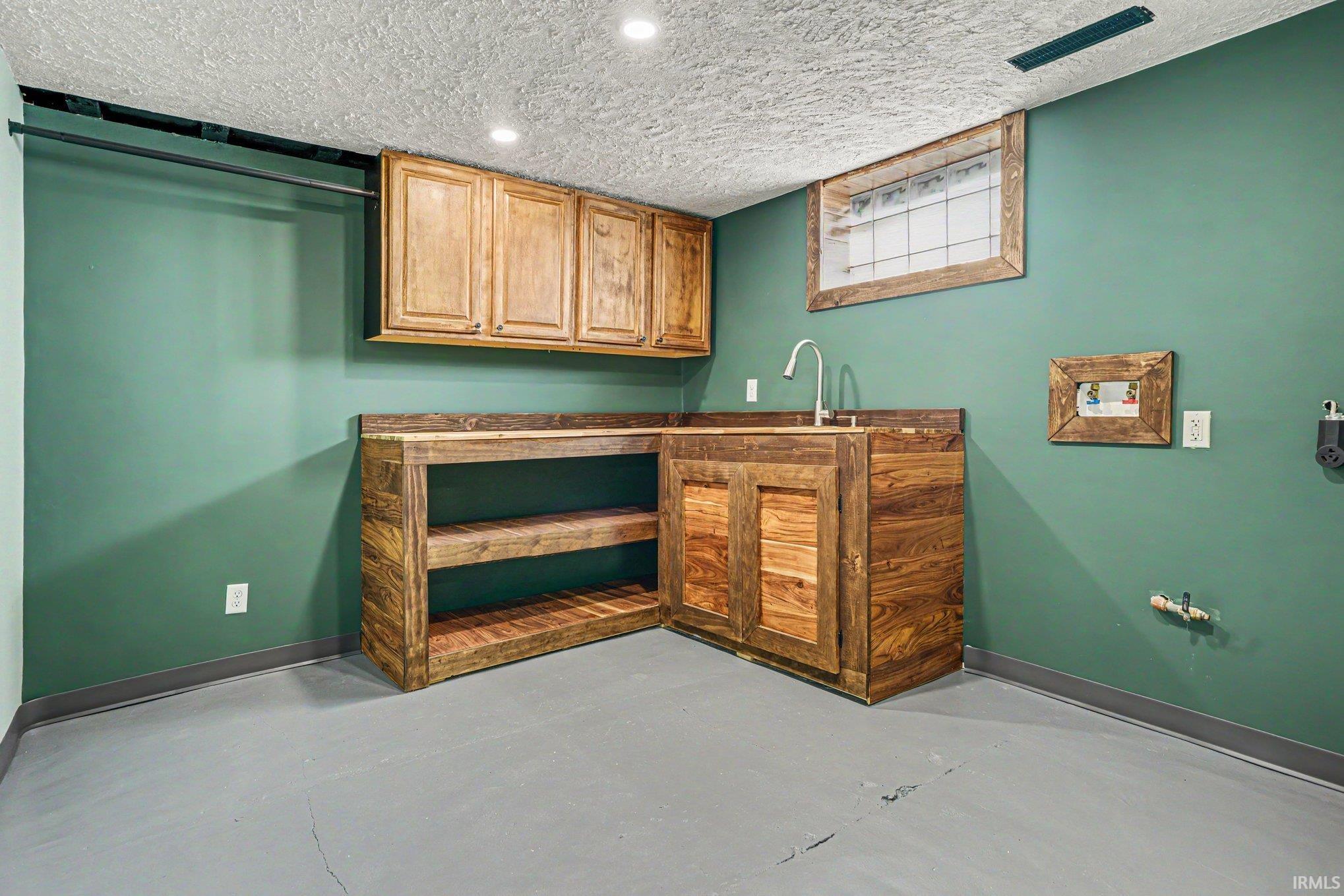 606 W 6th Street Mishawaka IN 46544