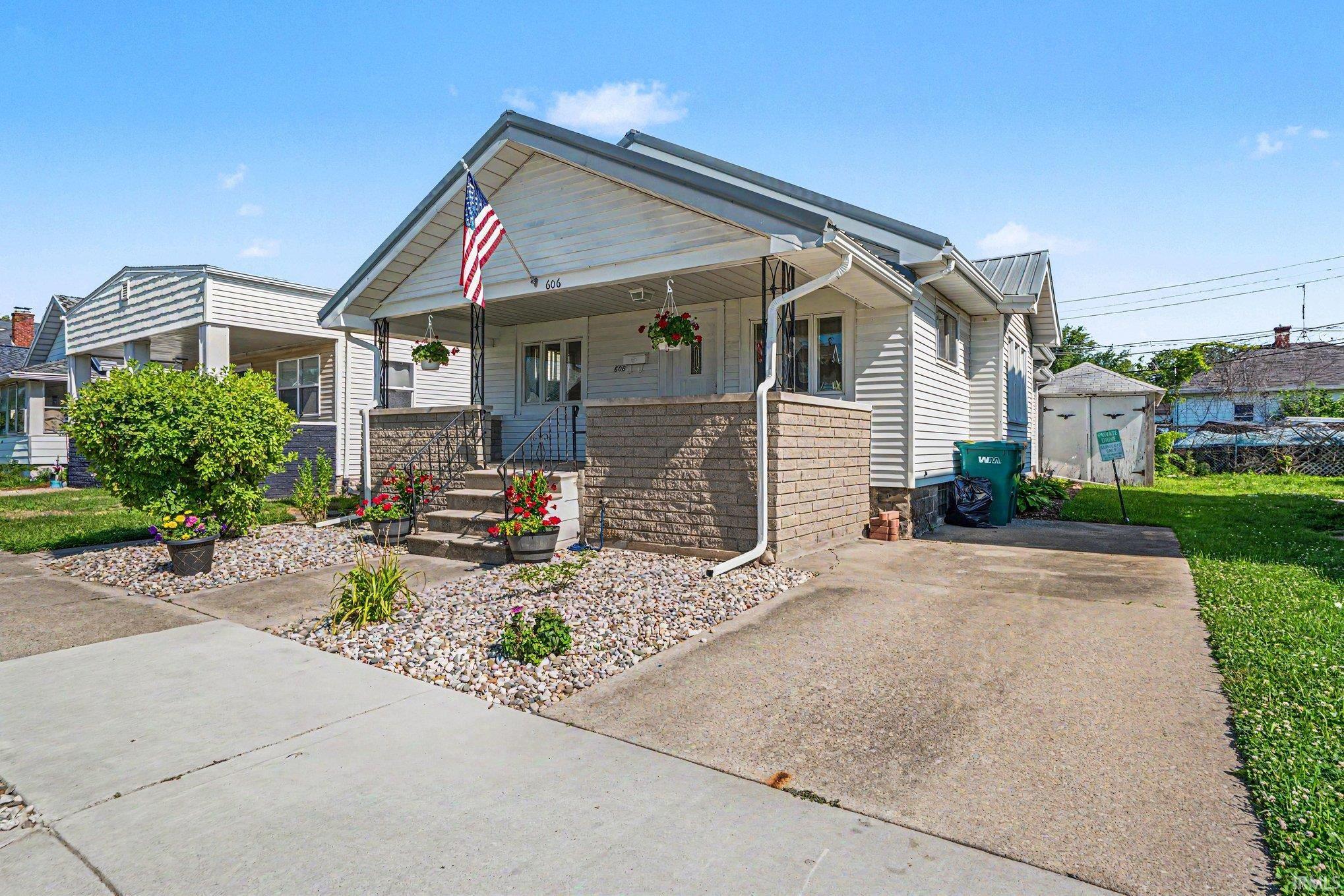 606 W 6th Street Mishawaka IN 46544