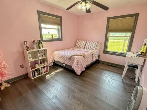 2250 E 600 S Jonesboro IN 46938