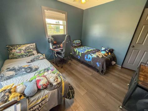 2250 E 600 S Jonesboro IN 46938