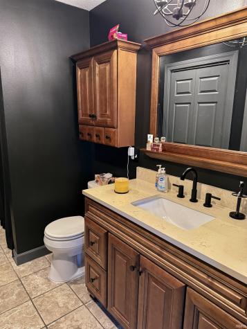 2250 E 600 S Jonesboro IN 46938