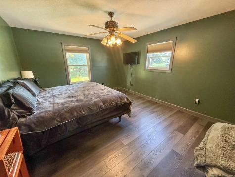2250 E 600 S Jonesboro IN 46938