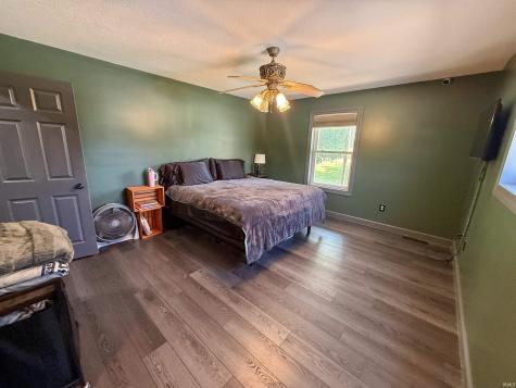 2250 E 600 S Jonesboro IN 46938