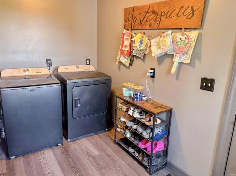 2250 E 600 S Jonesboro IN 46938