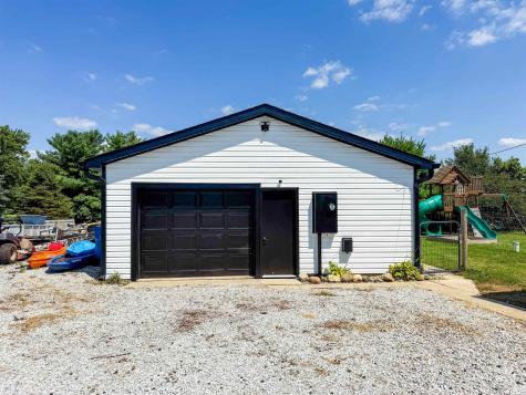 2250 E 600 S Jonesboro IN 46938