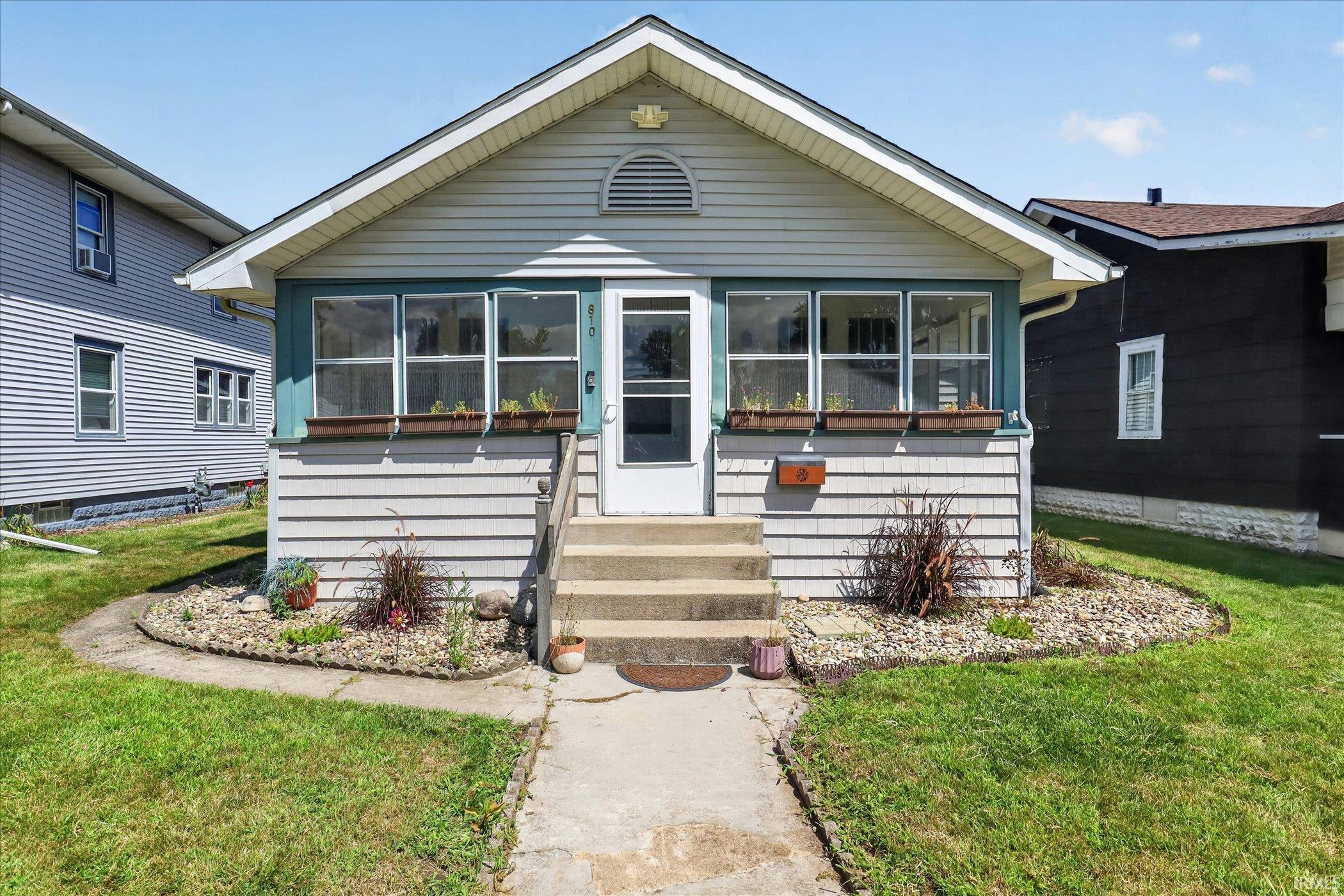 810 S 32nd Street South Bend IN 46615