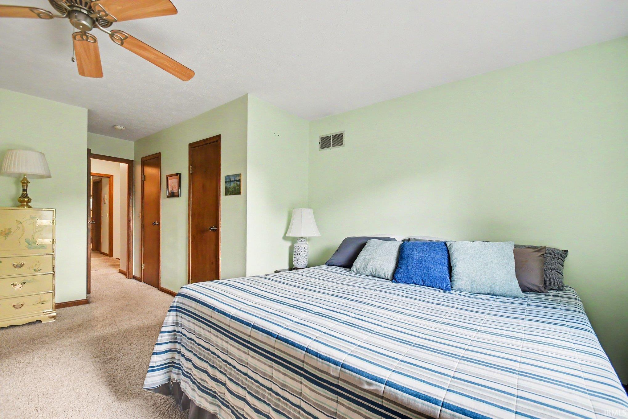 2717 Belknap Lane Mishawaka IN 46544