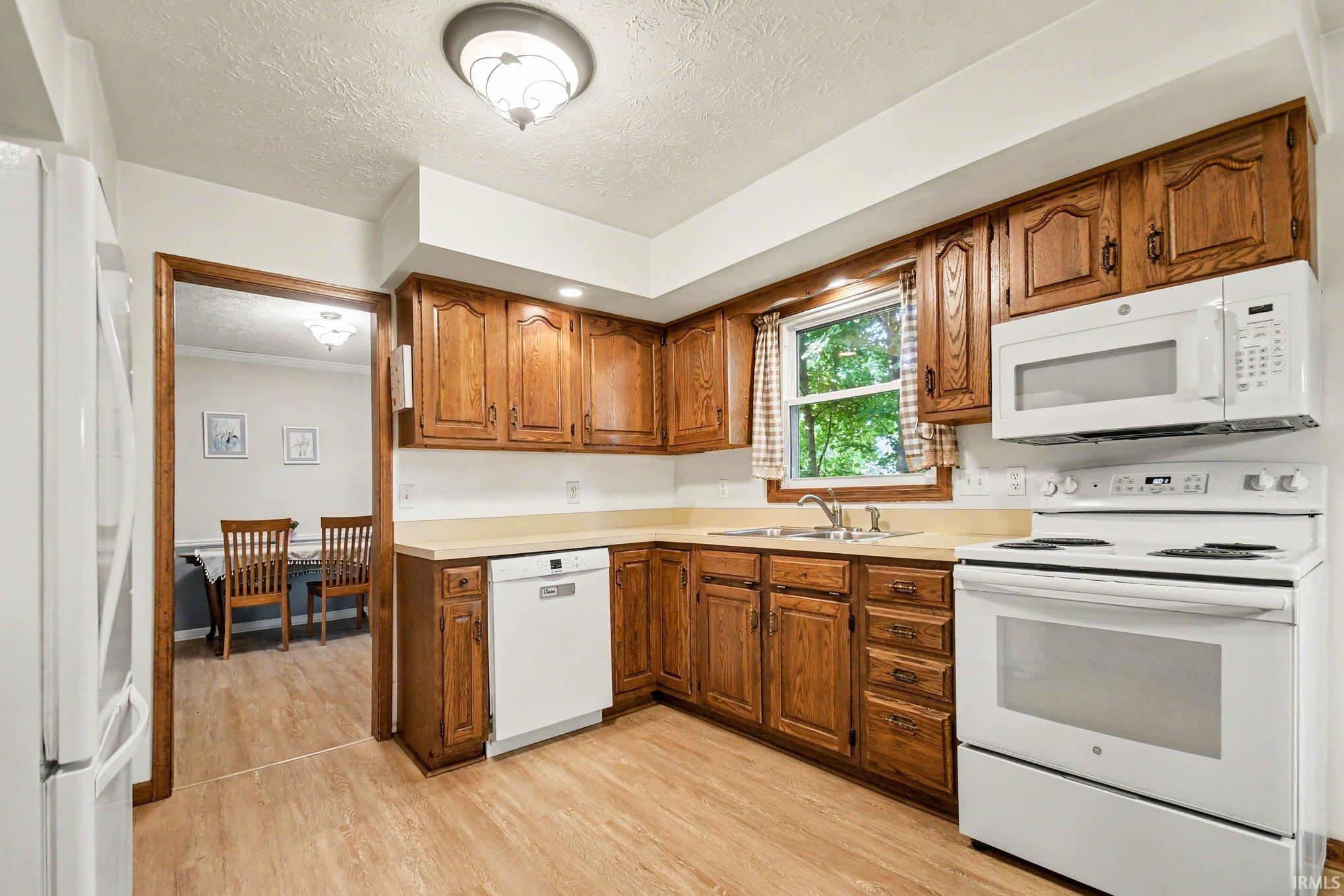 2717 Belknap Lane Mishawaka IN 46544