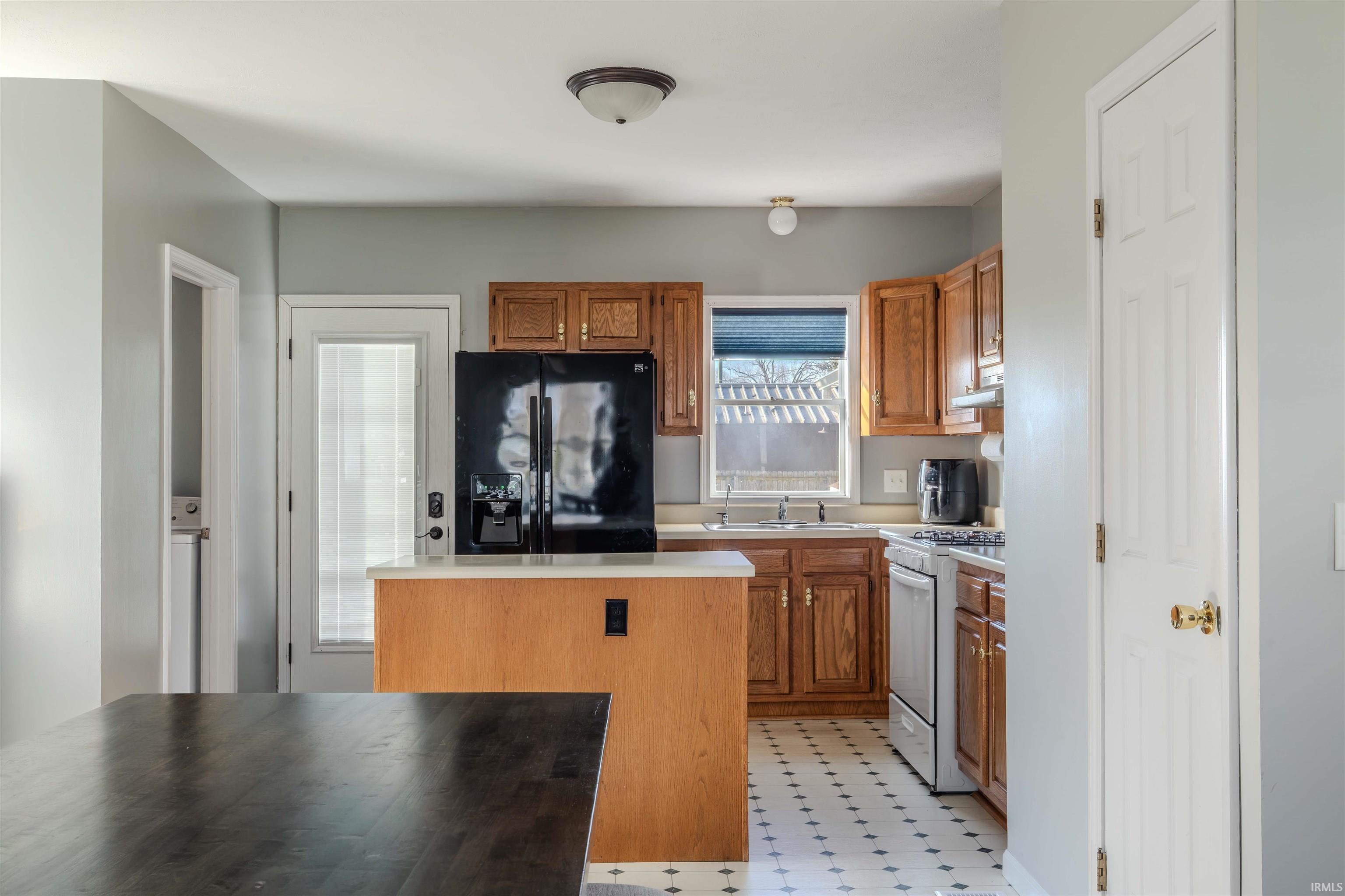 508 E Spring Street Lagrange IN 46761