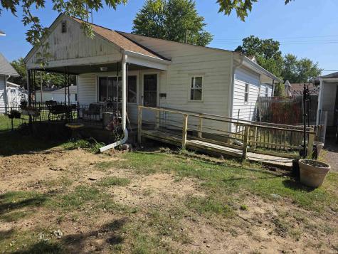 1602 S Luick Avenue Muncie IN 47302