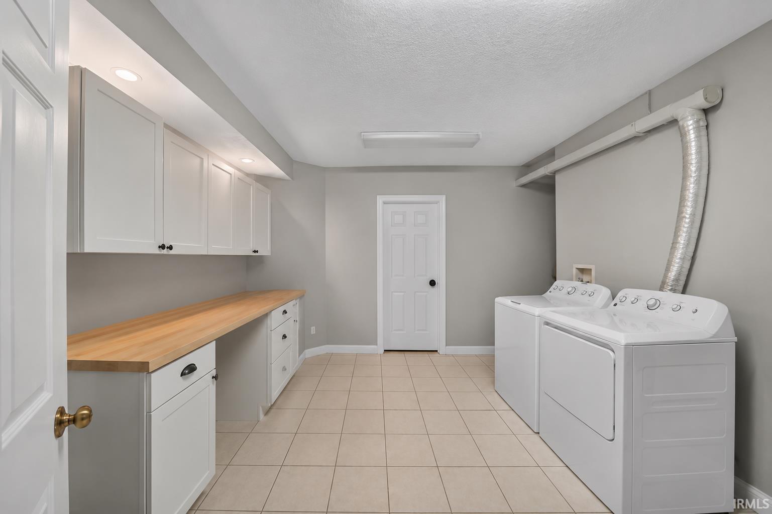14170 Parkridge Drive Granger IN 46530