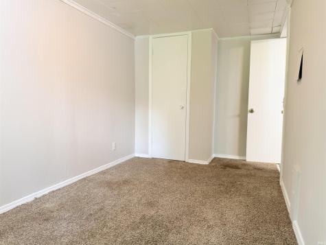 1002 Amhurst Avenue South Bend IN 46614