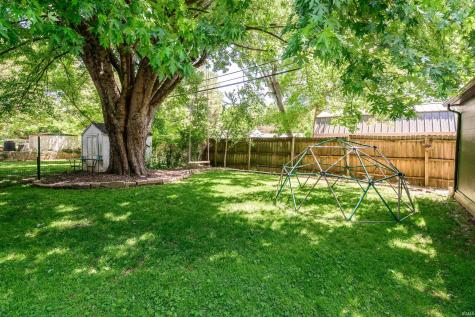 206 E Hillside Drive Bloomington IN 47401