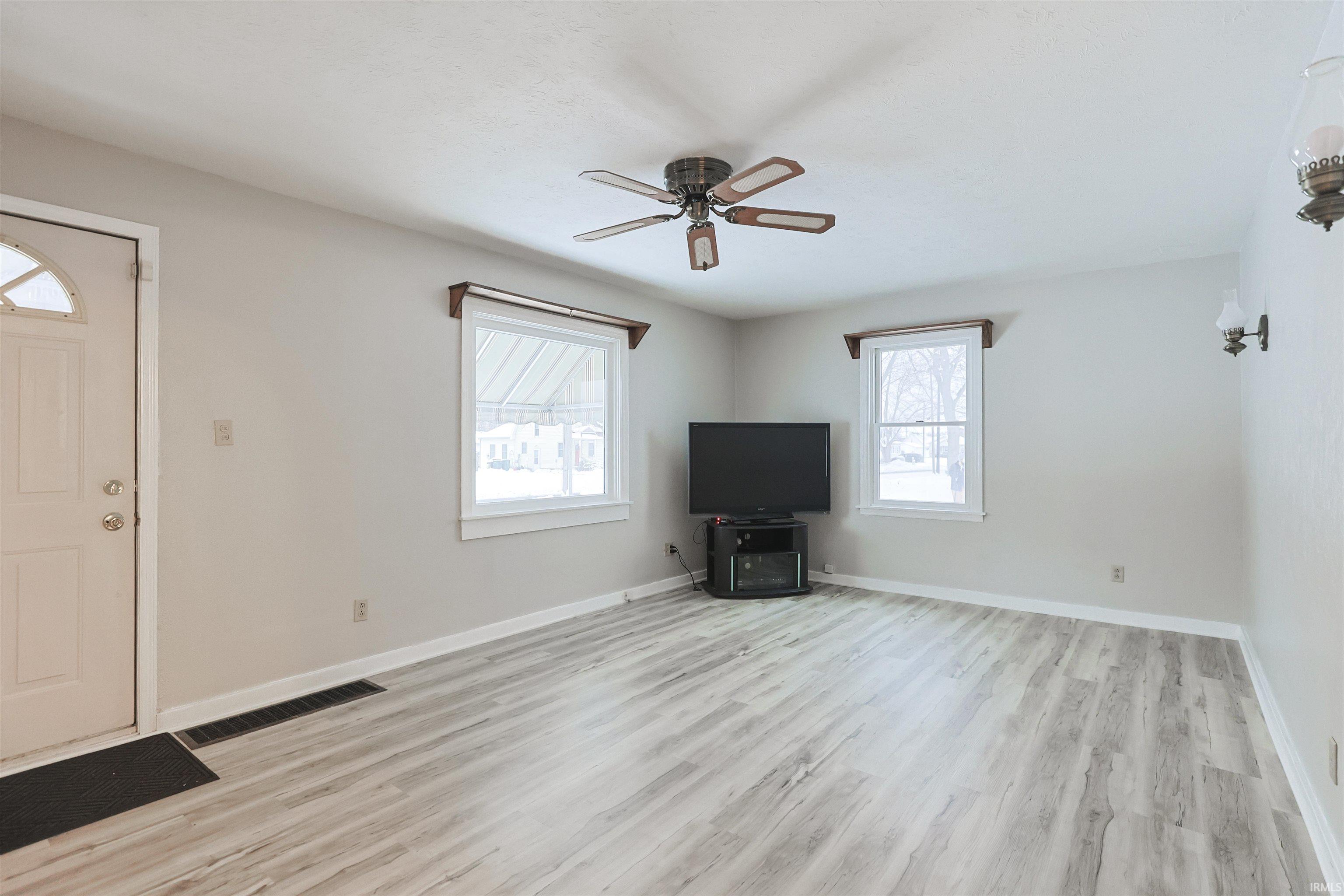 140 Oakside Avenue Mishawaka IN 46544