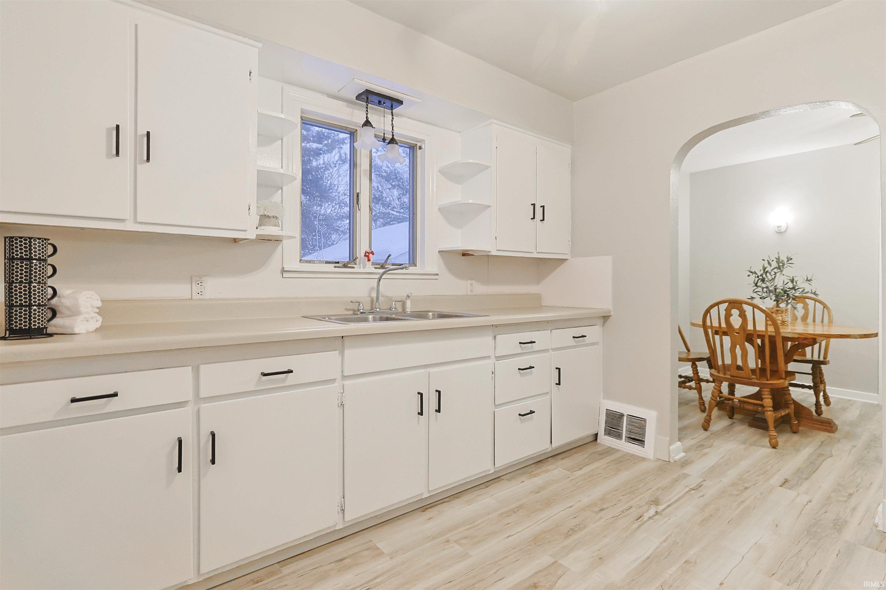 140 Oakside Avenue Mishawaka IN 46544