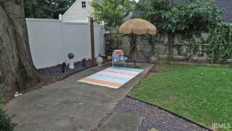 1703 Mcdowell Road Vincennes IN 47591