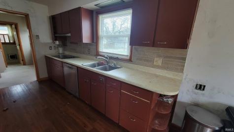 326 N Main Street Warren IN 46792