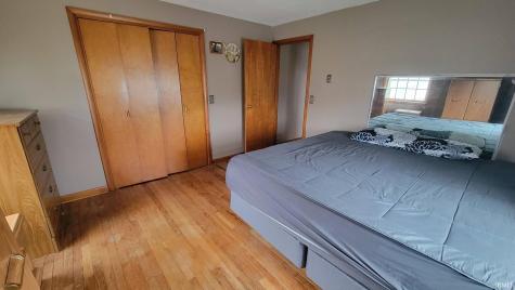 326 N Main Street Warren IN 46792